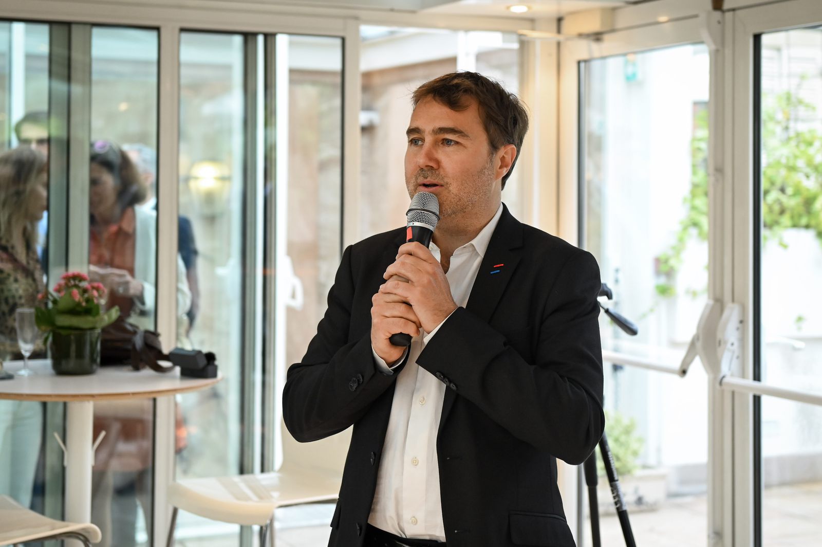 Discours d'accueil sous la verrière